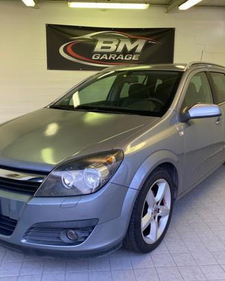 Opel Astra 1.6 16V VVT Station Wagon Cosmo