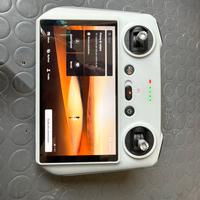 DJI RC Radiocomando con schermo integrato
