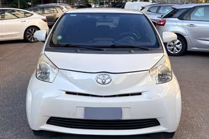 Toyota IQ usata