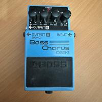 Boss CEB-3 pedale chorus per basso