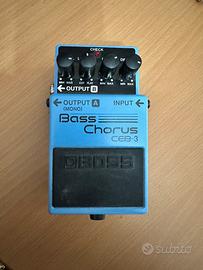 Boss CEB-3 pedale chorus per basso