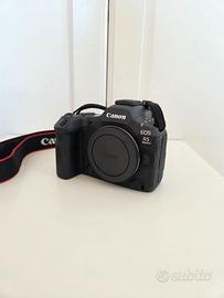 Canon EOS R5 Mark II COME NUOVA. < 100 scatti