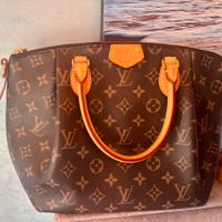 Louis Vuitton Turenne