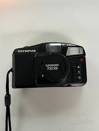 Olympus superzoom 700XB