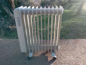 Termosifone Portatile Calorifero Olio Radiatore