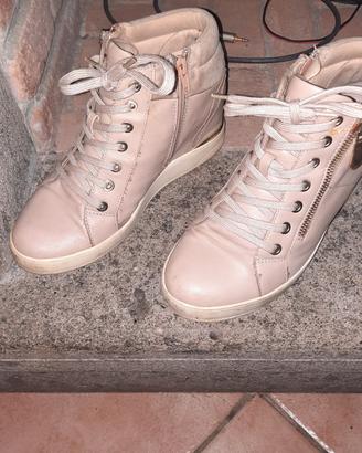 scarpe da ginnastica con zeppa interna