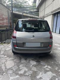 Automobile Renault