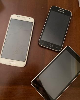 Telefoni