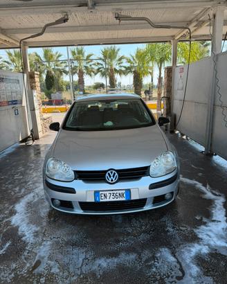 Volkswagen Golf 5 1.6 FSI Benzina/GPL (2004)