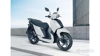 Peugeot Tweet 200 Active - 2026