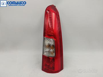 Fanale post dx VOLVO V70 II '04