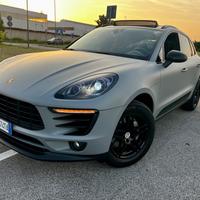 Porsche Macan Macas S con gancio traino di Seire