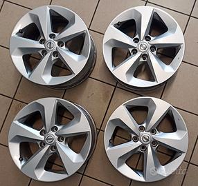 Cerchi in lega da 17  Con Sensori  Nissan Qashqai