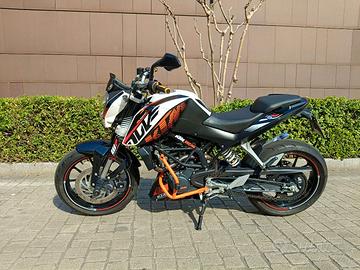 KTM Duke 125