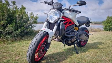 Ducati Monster 821 PERFETTO!