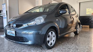 Toyota Aygo 1.0 12V VVT-i 5 porte Sol
