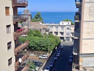 Appartamento di 105 m² con 4 locali e box auto a A