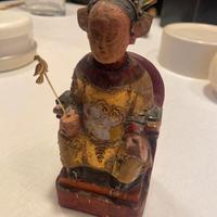 Scultura cinese in legno