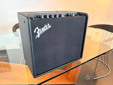 Fender Mustang LT 25