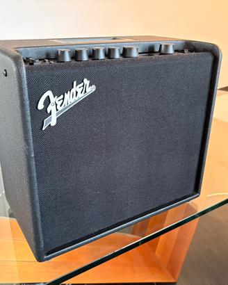 Fender Mustang LT 25