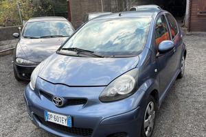 Toyota Aygo 1.0 benzina 5 porte