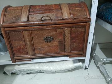 cassapanca in legno di cocco