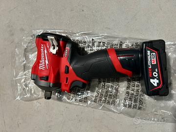 Pistola Milwaukee a impulsi