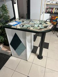 arredamento negozio parrucchieri 