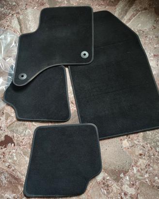 Tappeti Moquett jeep Avenger Fiat 600