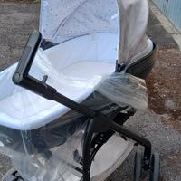 carrozzina trio chicco