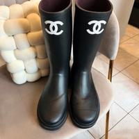 Stivali chanel n40 nuovi con scatola :}