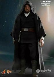 Hot Toys Star Wars EP VIII Luke Skywalker 1/6