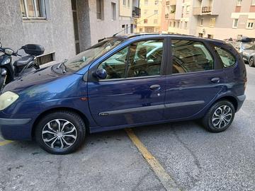 Renault Scenic 1.6 16V