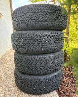 cerchi in acciaio per pneumatici 205/55R16