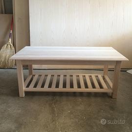 Tavolino in legno massello grezzo