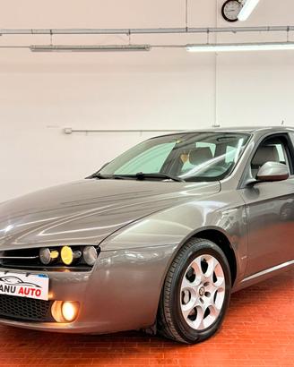 Alfa Romeo 159 1.9 JTDm 120cv 6Marce ok Neopatenta