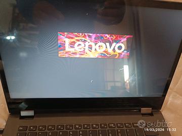 Netbook Lenovo di ottava generazione touchscreen 