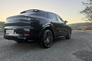 Porsche Cayenne Coupè