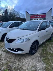 Lancia Ypsilon 1.2 Gold 69 cv