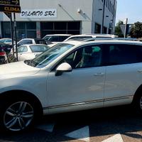 Volkswagen Touareg 3.0 TDI 245 CV tiptronic BlueMo