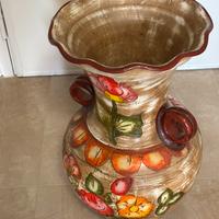Anfora grande in terracotta con fiori anni ‘70