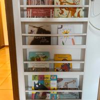 Libreria Montessoriana frontale