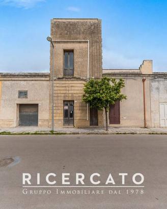 Casa indipendente di 90 m² con più di 5 locali a L