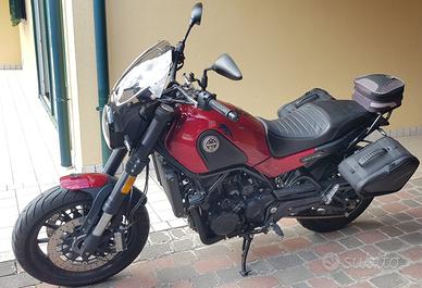 Benelli leoncino 500
