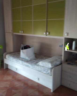 frigorifero,lavatrice, clima e camere da letto