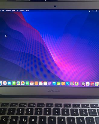 MacBook Air 13" (2017) - i5 / 8GB / 128GB -