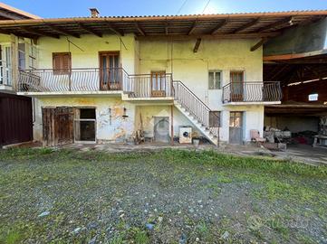 CASA SEMINDIPENDENTE A SANFRONT