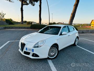 Alfa Romeo Giulietta 1.6 disel 105cv anno 2011