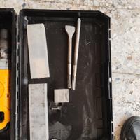 m a r t e l l e t t o   d e w a l t