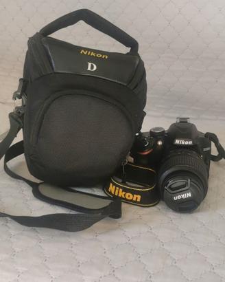 Nikon D3200 + Accessori